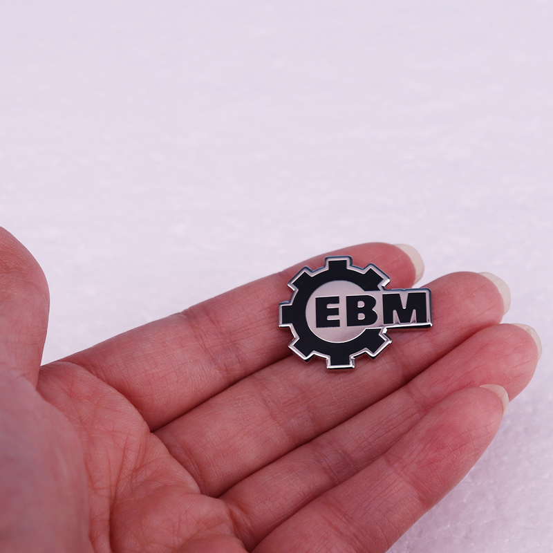 Electronic body music EBM badg - Musical Instrument Symbols recension och pris